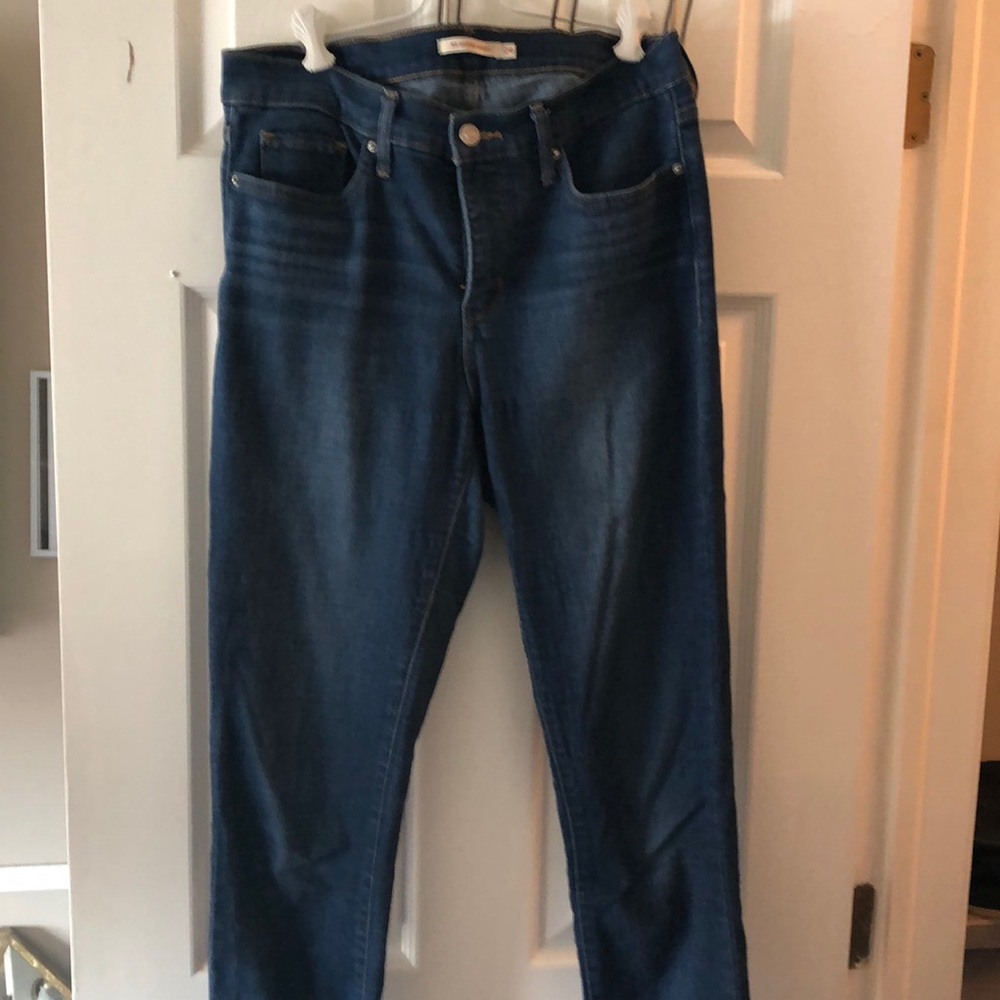 Levi’s 311 shaping skinny jean